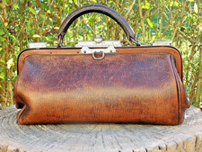 Kleine , kultige Arzttsche -